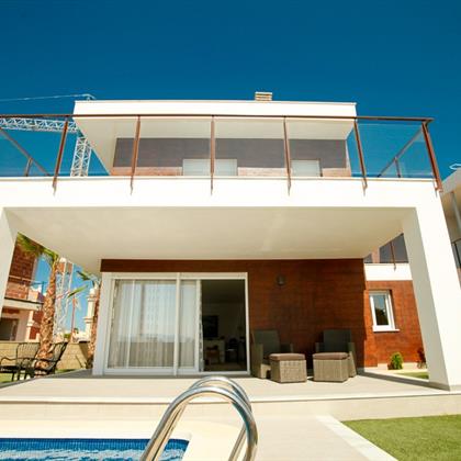 Villa En venta Santa Pola