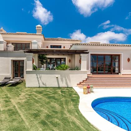 Villa For sale Nueva Andalucia