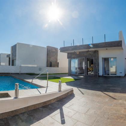 Villa For sale Orihuela-Costa